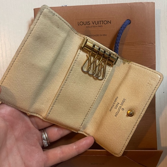 Louis Vuitton Key Holder with Louis Vuitton Gift Bag - Picture 2 of 4